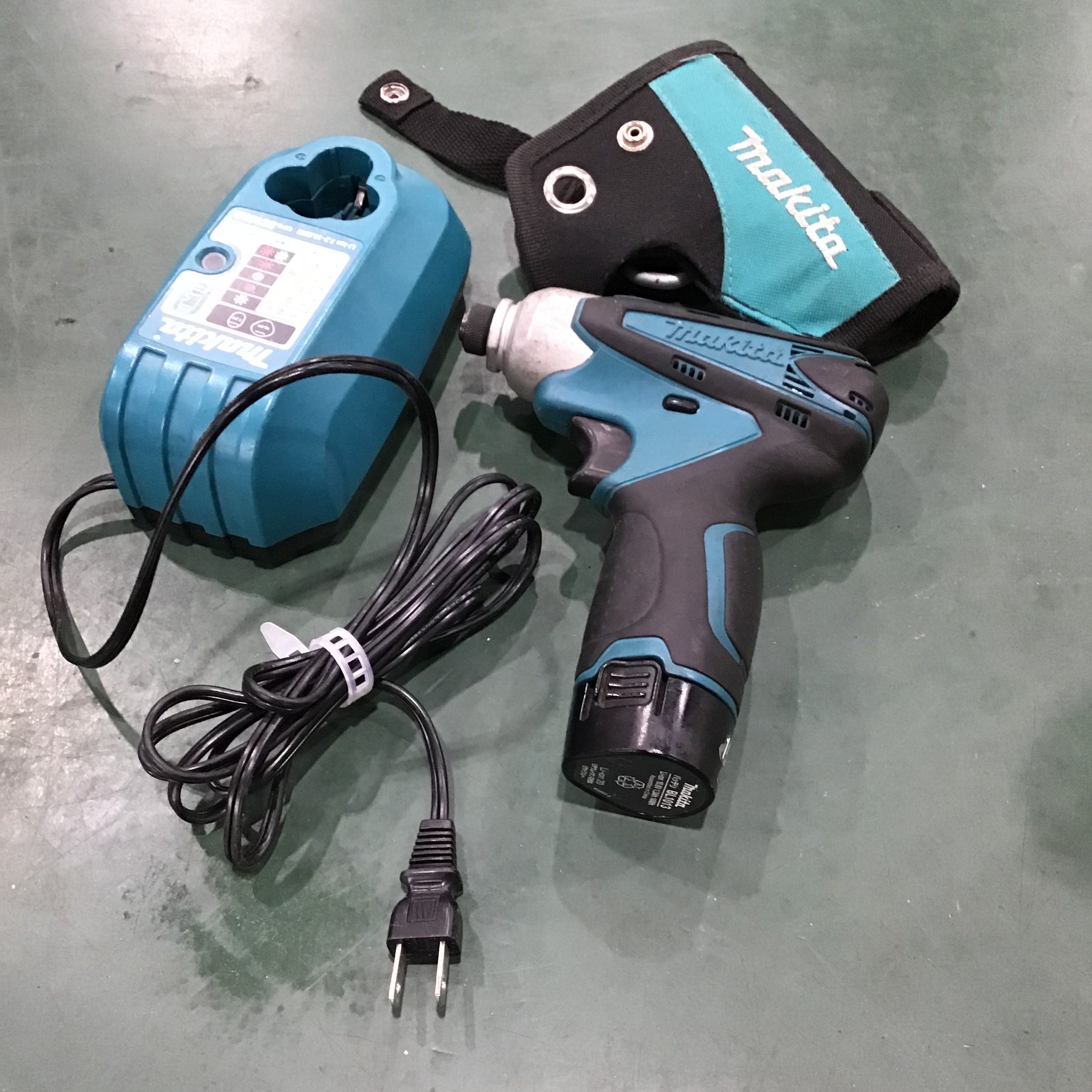 ☆マキタ(makita) アングルドリル DA3010F【所沢店】 | アクトツール