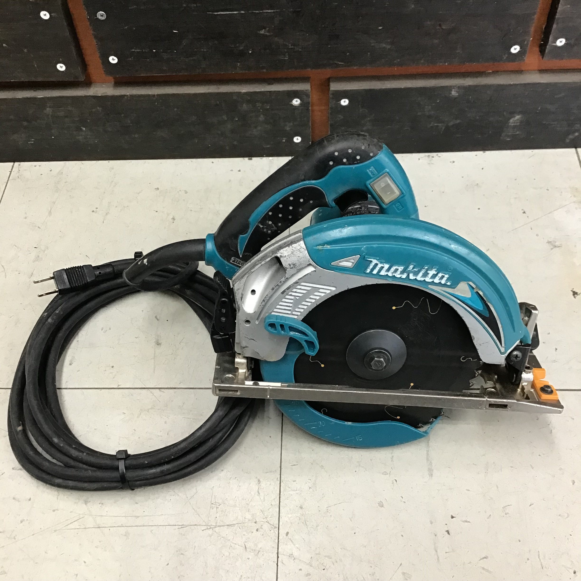 ☆マキタ(makita) 内装マルノコ 5240L【川口店】 | アクトツール