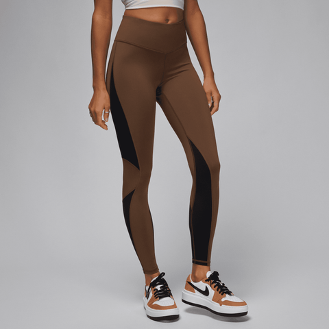 WMNS Nike Essential Legging - Dark Grey – Kicks Lounge