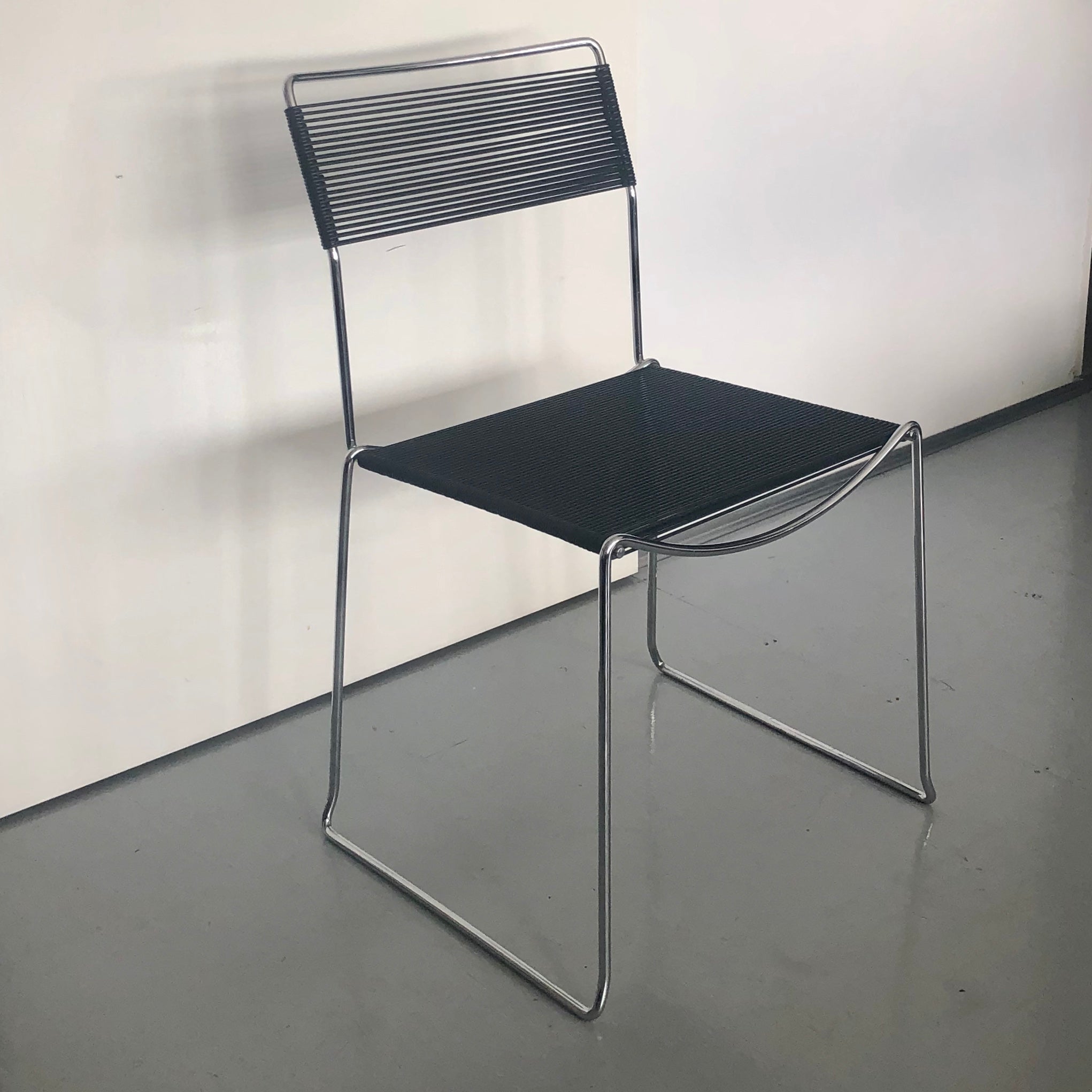 Spaghetti Chair Giandomenico Belotti.Koop Tweedehands Design 1 Giandomenico Belotti Spaghetti Dining Chair Eenvoudig Op Whoppah