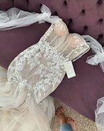 Lade das Bild in den Galerie-Viewer, Lace Mermaid Wedding Gowns Sheer Corset Spaghetti Straps
