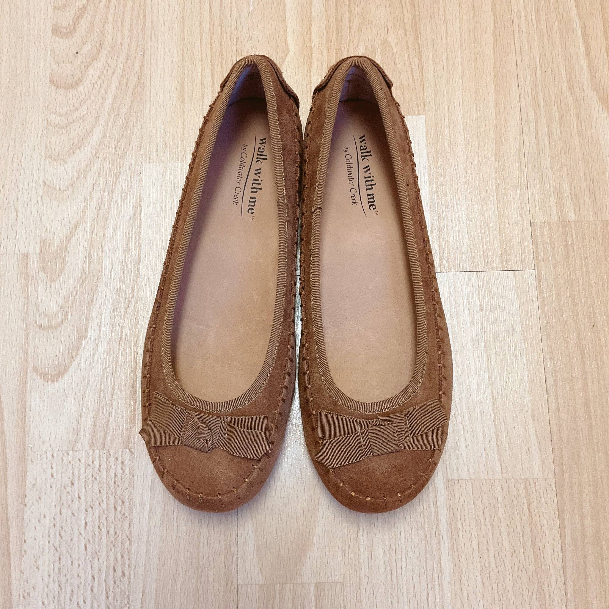 Coldwater Creek Camel Suede Pre-Owned Ladies Flats - Size 8