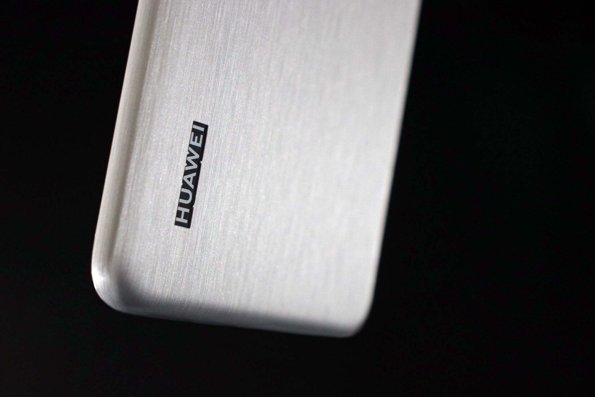 Huawei P20 Pro Brushed Aluminium Skins
