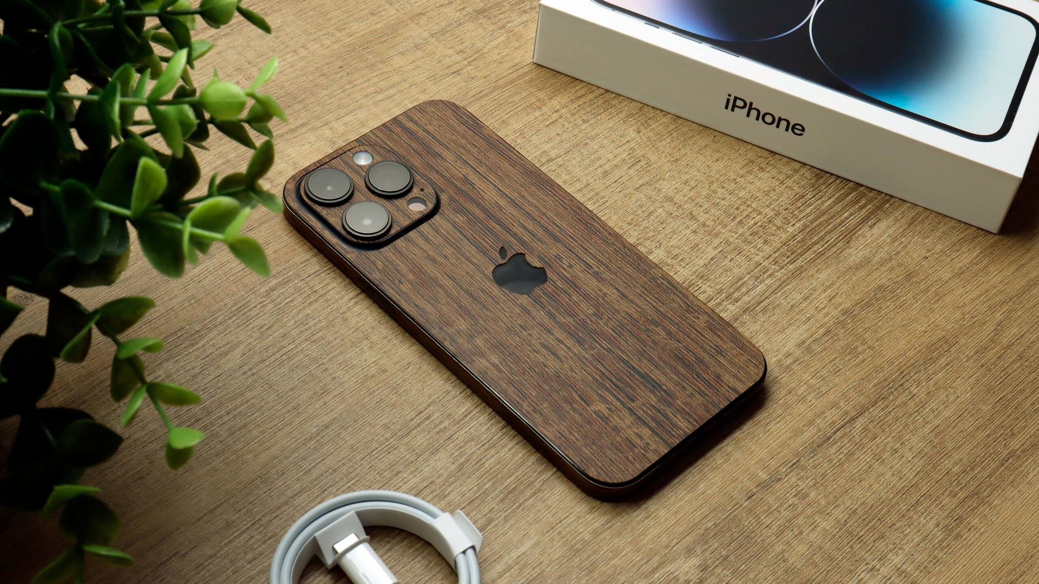 iPhone 14 Pro Max Aged oak skins