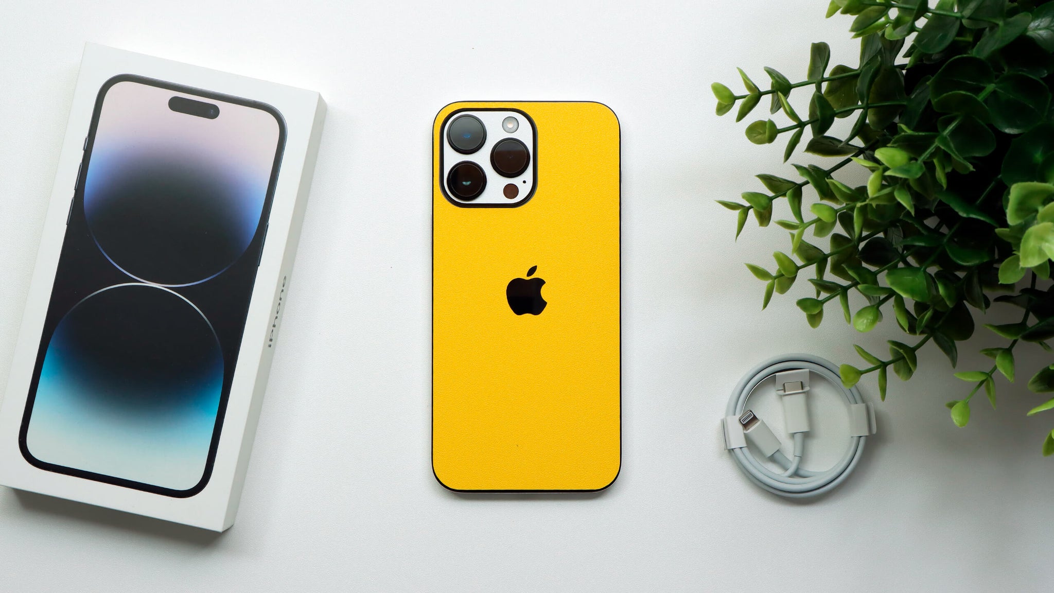 iPhone 14 Pro Max Textured matt yellow skins