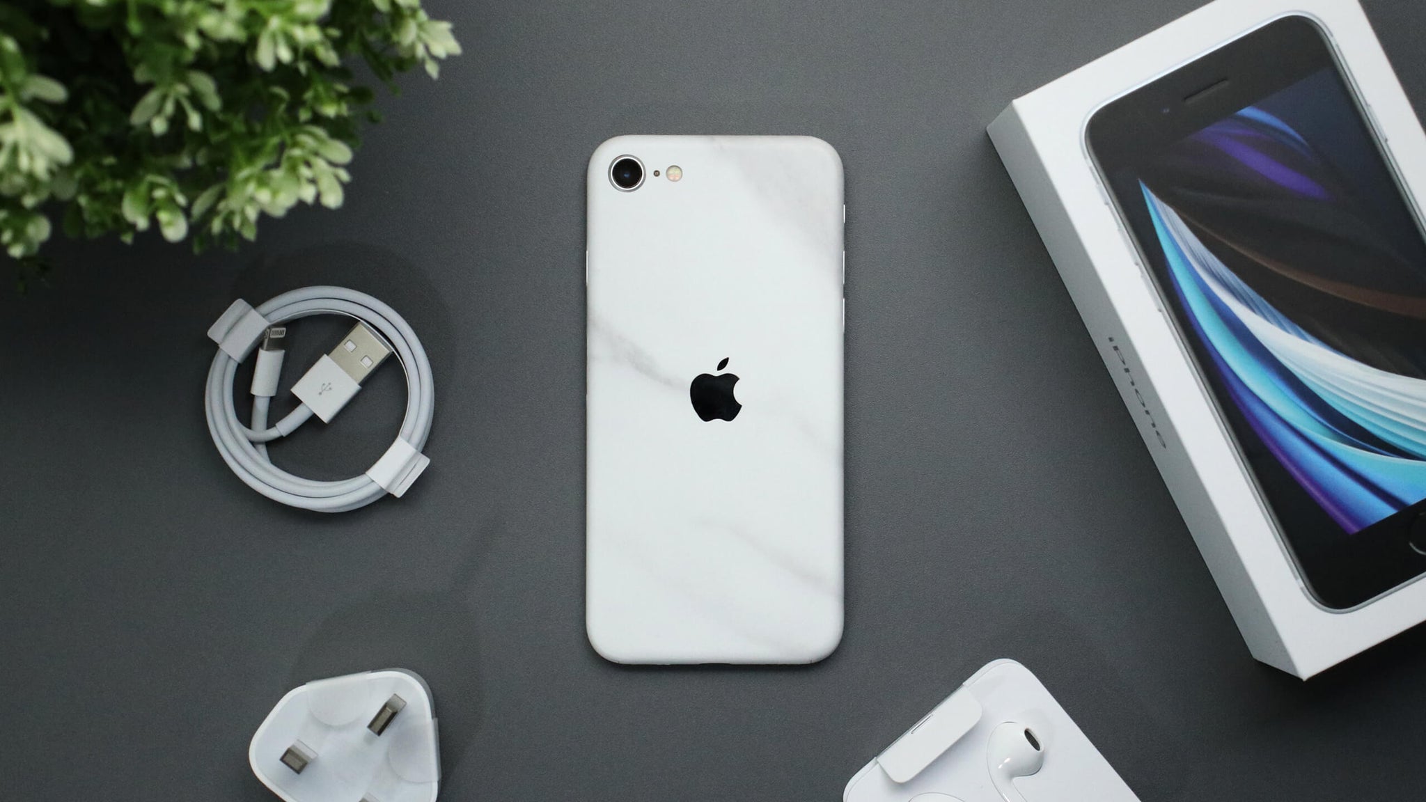 iPhone SE (2020, Gen 2) White Marble Skins