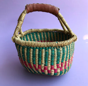 Seagrass basket small No. 7