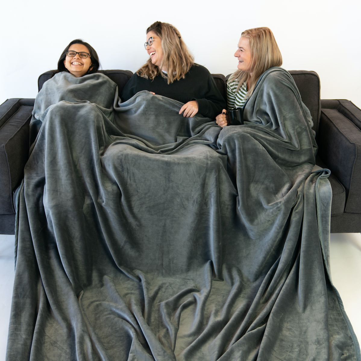 Oodie Huge Blanket (SOLD OUT) – The Oodie UK