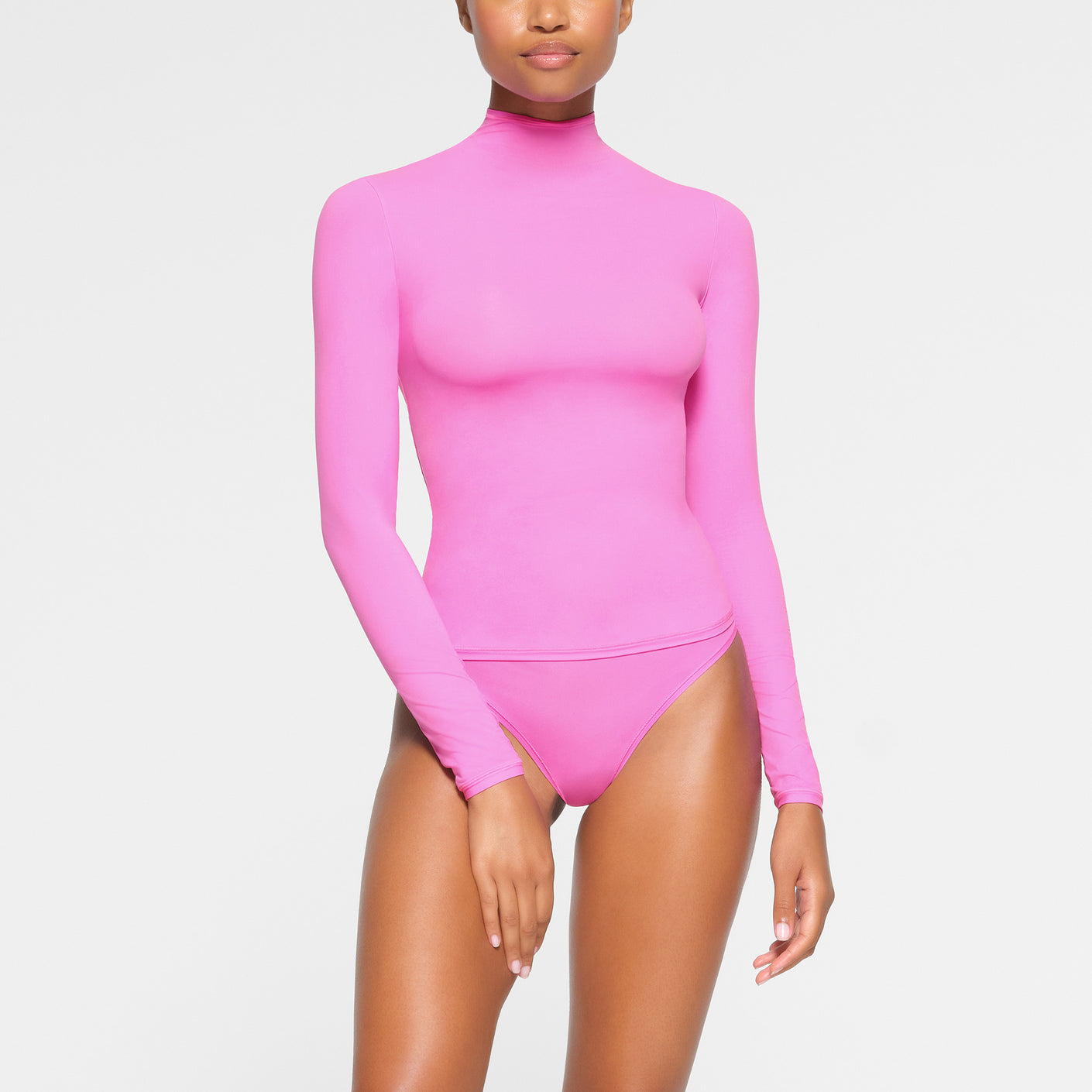 FITS EVERYBODY TURTLENECK TOP | NEON ORCHID