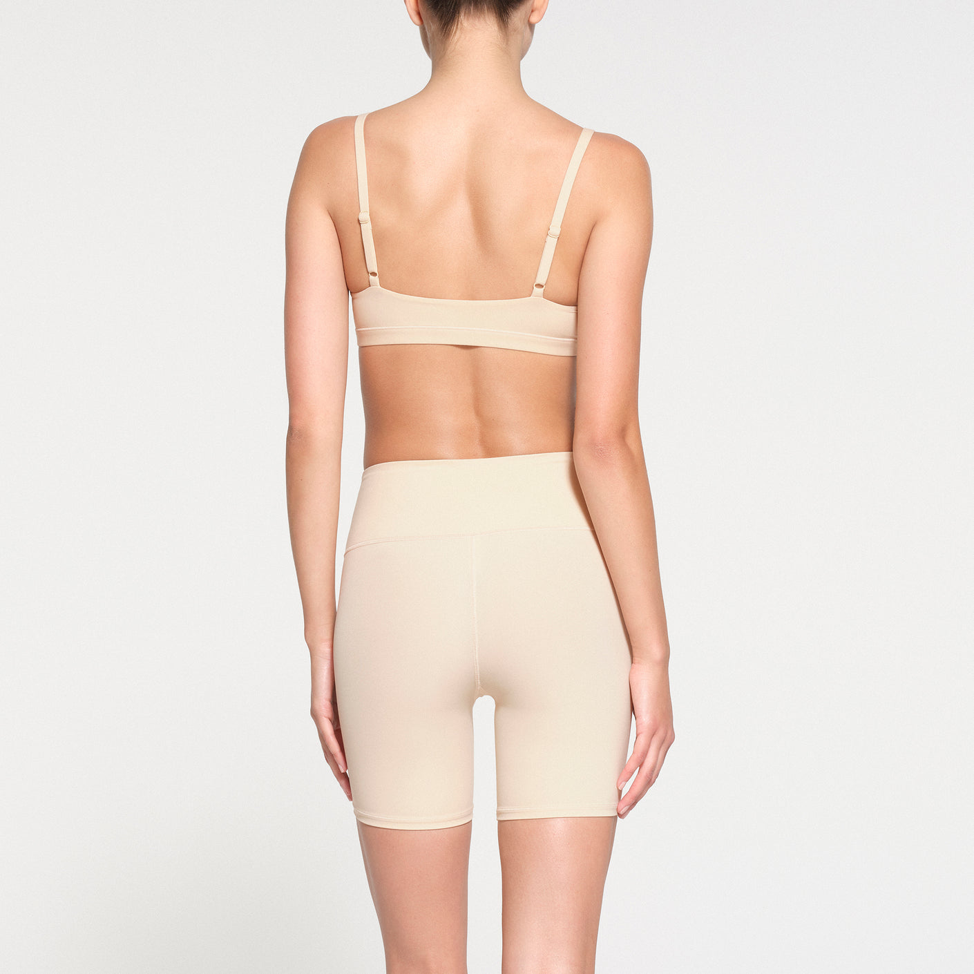 FITS EVERYBODY HIGH-WAISTED SHORT | LILY