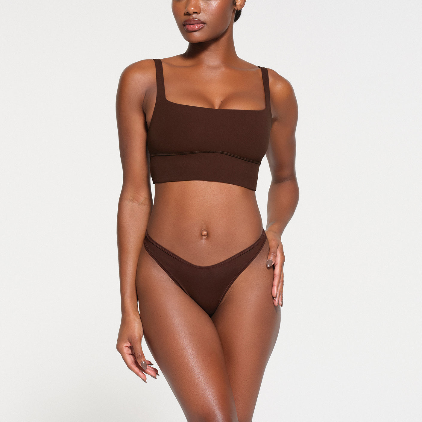 FITS EVERYBODY SQUARE NECK LONGLINE BRALETTE | COCOA