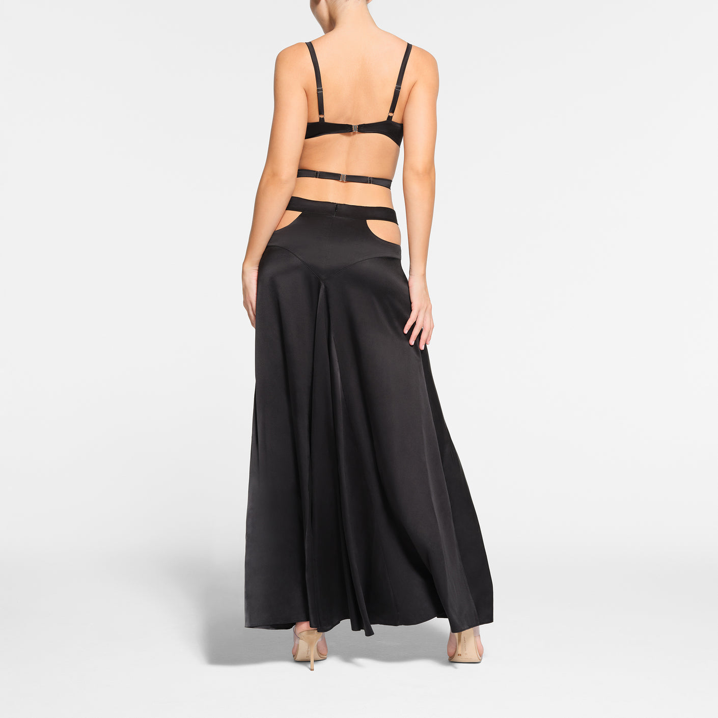 SILK STRAPPY LONG SLIP DRESS | ONYX