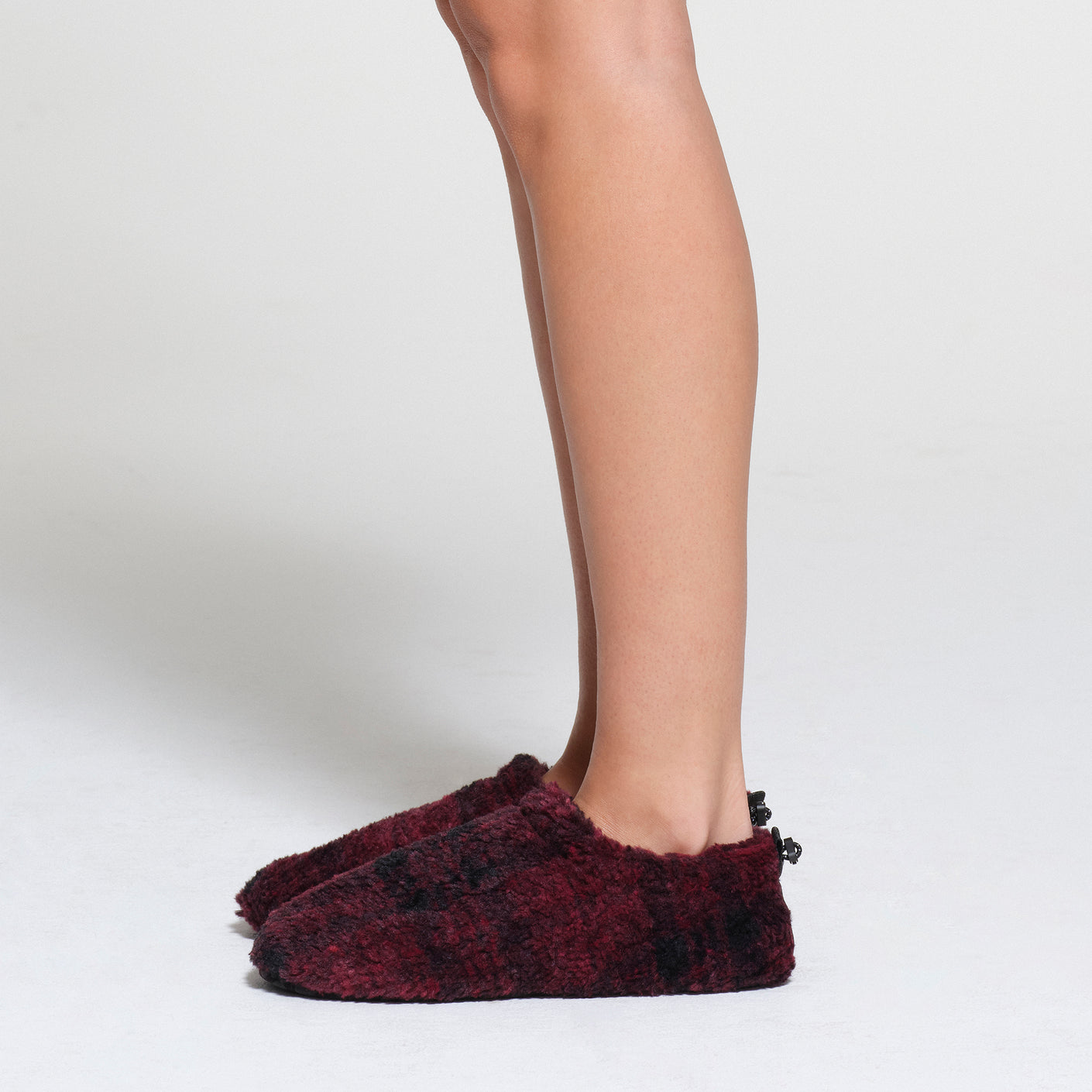 FLEECE SLEEP UNISEX SLIPPER | WINE PLAID