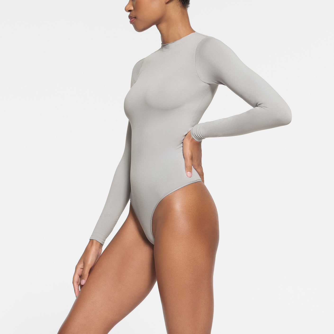 ESSENTIAL CREW NECK LONG SLEEVE BODYSUIT