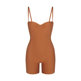 https://cdn.shopify.com/s/files/1/0259/5448/4284/files/SKIMS-BODYSUIT-BD-MDT-3288-BRZ_x280.jpg?v=1694465489