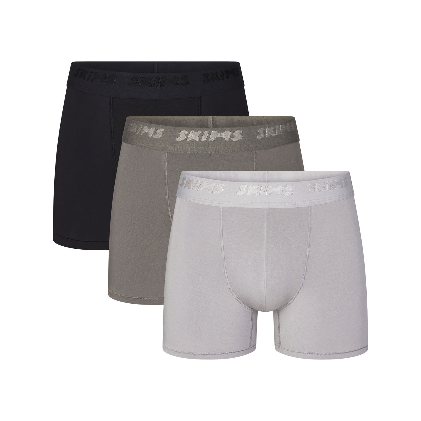 https://cdn.shopify.com/s/files/1/0259/5448/4284/files/SKIMS-BOXER-BO-BTR-5294M-OBS_COMPOSITE.jpg?v=1697750162&width=1410&height=1410