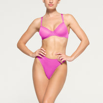 Bra Skims Pink in Synthetic - 42282876