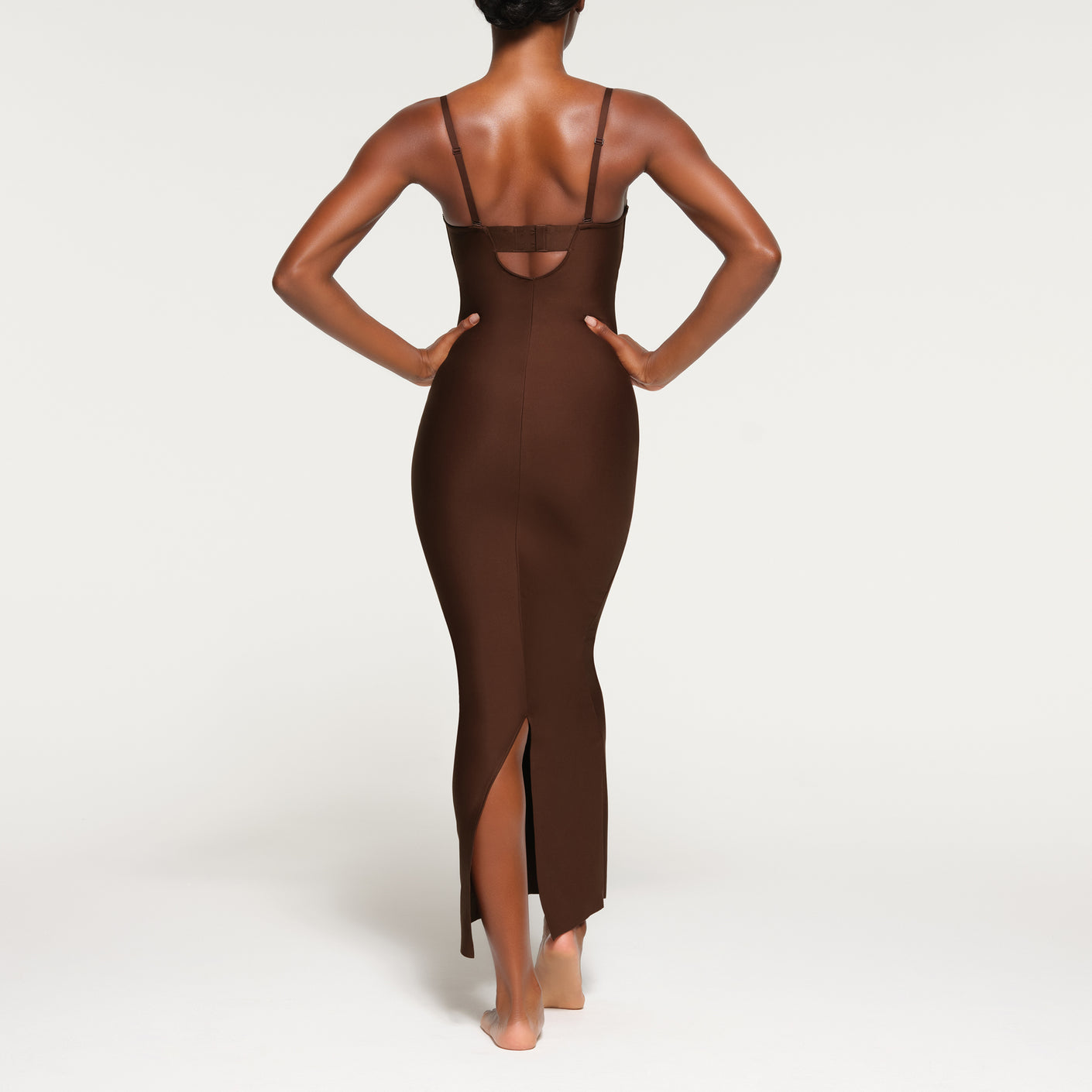 SKIMS BODY UNDERWIRE LONG DRESS | COCOA