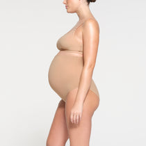 FITS EVERYBODY MATERNITY NURSING SCOOP BRALETTE | BRONZE