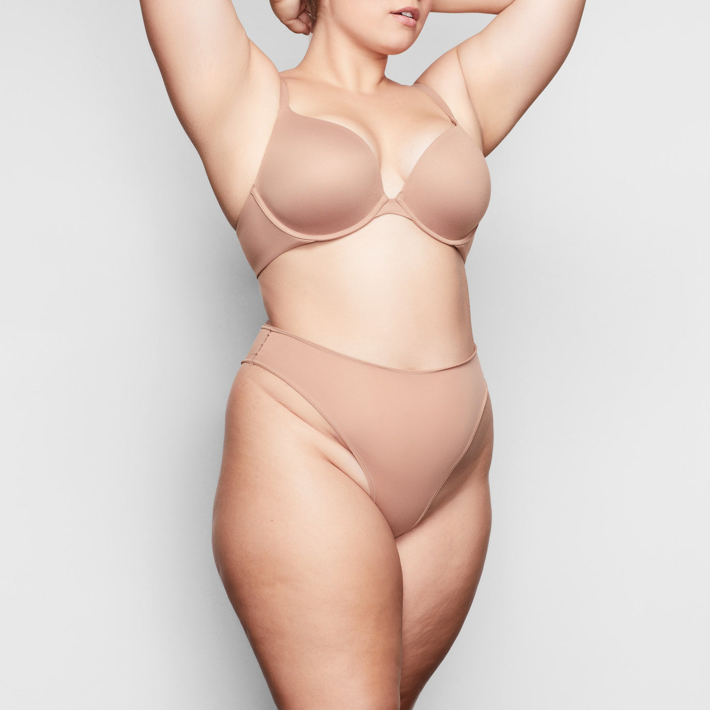 SKIMS - Designed with seamless, buttery soft fabric that molds to your  skin, the Fits Everybody Scoop Neck Bra was made for everyday wear. Shop  Fits Everybody underwear