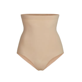 Sculpting High Waist Brief Shapewear - Onyx | SKIMS