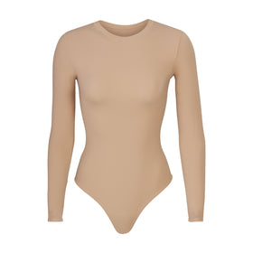 FITS EVERYBODY LONG SLEEVE CREW NECK BODYSUIT | LILY