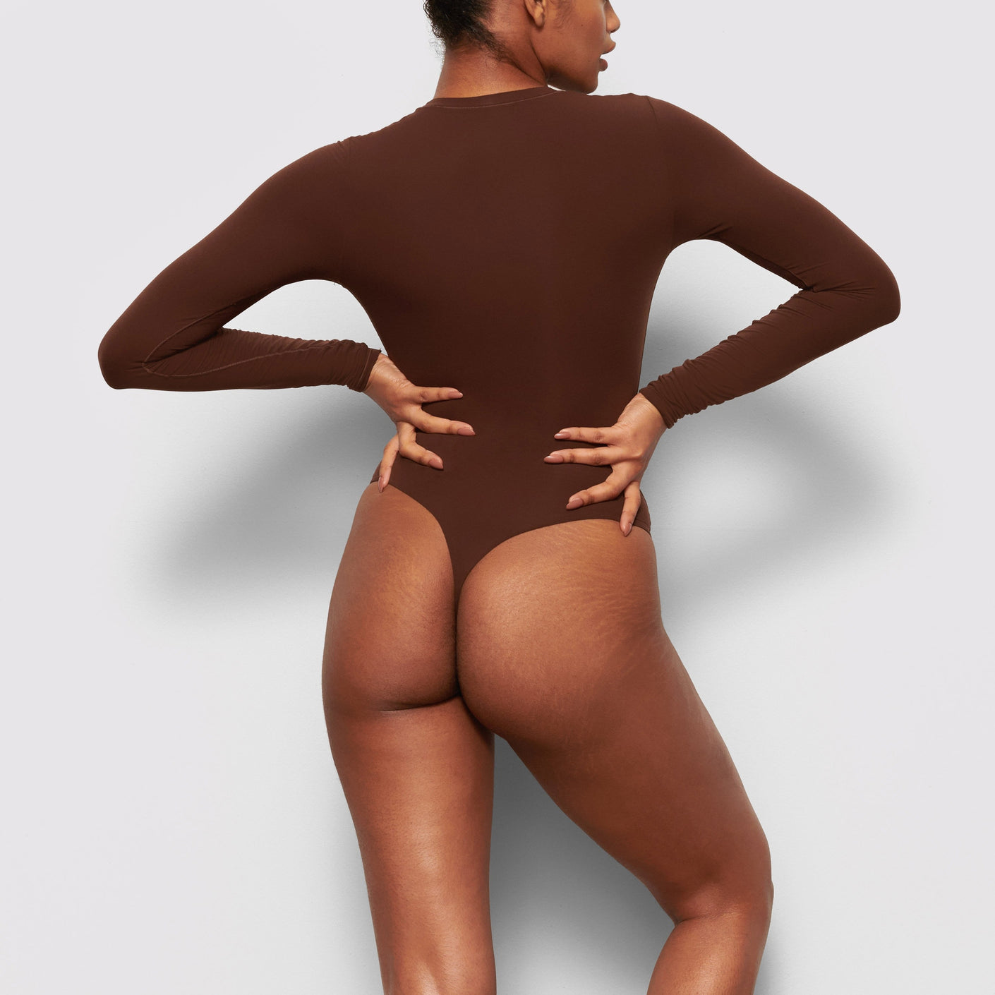 SKIMS x Swarovski Jelly Sheer Long Sleeve Crew Neck Bodysuit Cocoa - FW23 -  US