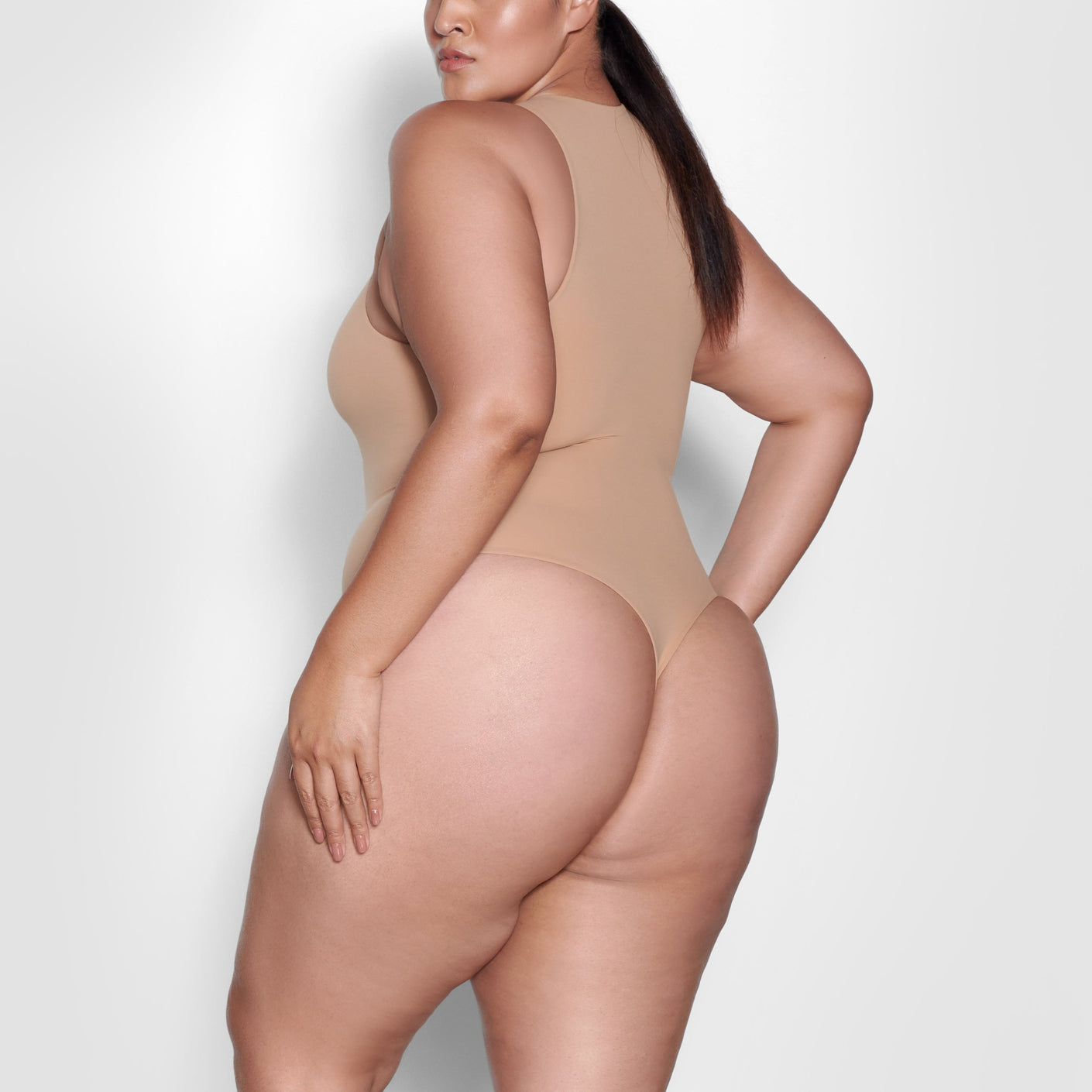 SKIMS Fits Everybody Thong Bodysuit - Nude