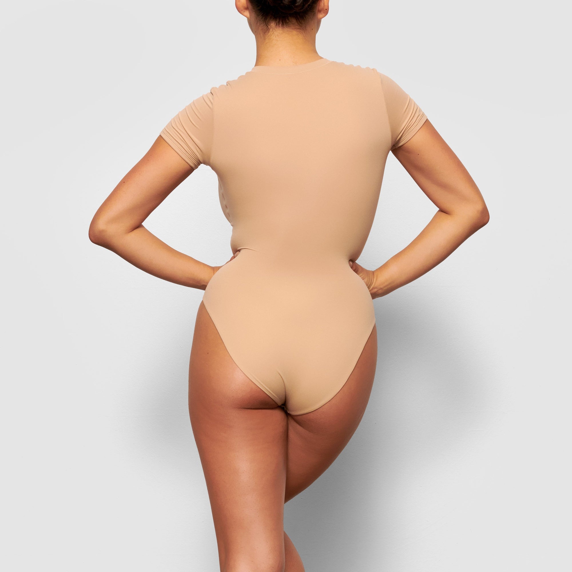 FITS EVERYBODY T-SHIRT BODYSUIT | CLAY