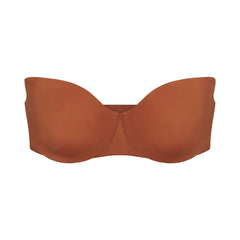 SKIMS - strapless bra on Designer Wardrobe