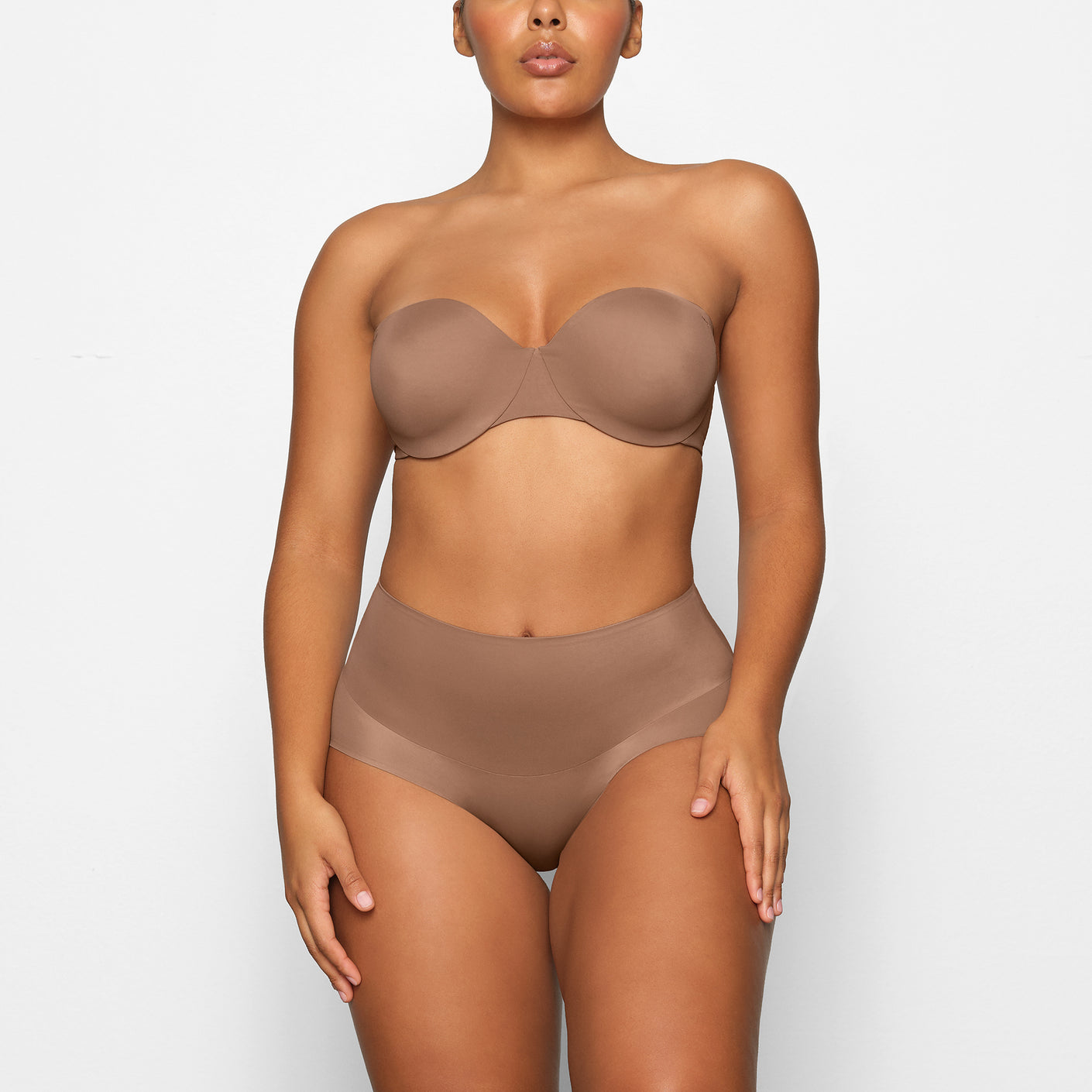 SMOOTHING INTIMATES UNLINED STRAPLESS BRA | SIENNA