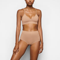 SKIMS Seamless Sculpt Bralette in Ochre Size XL - $29 New With Tags - From  LabelsFor