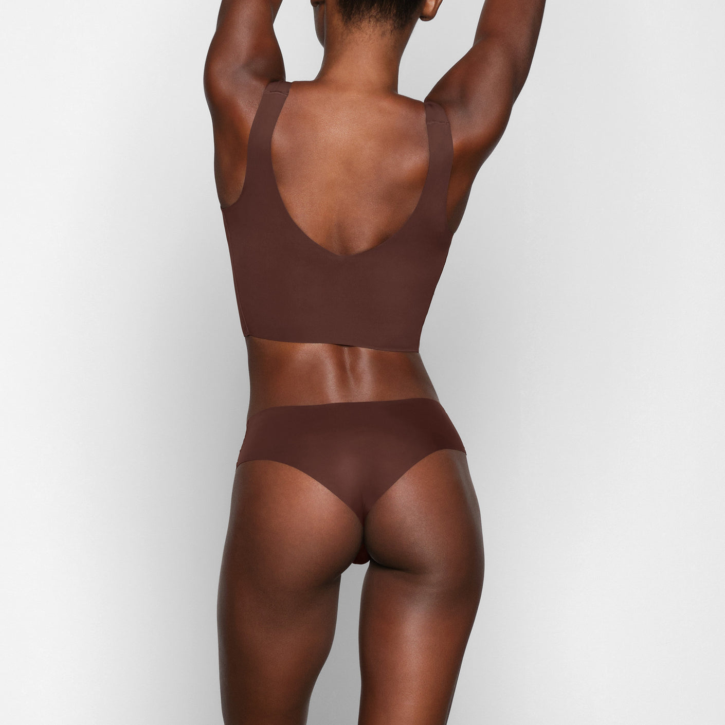 SKIMS - Naked plunge long line bra on Designer Wardrobe