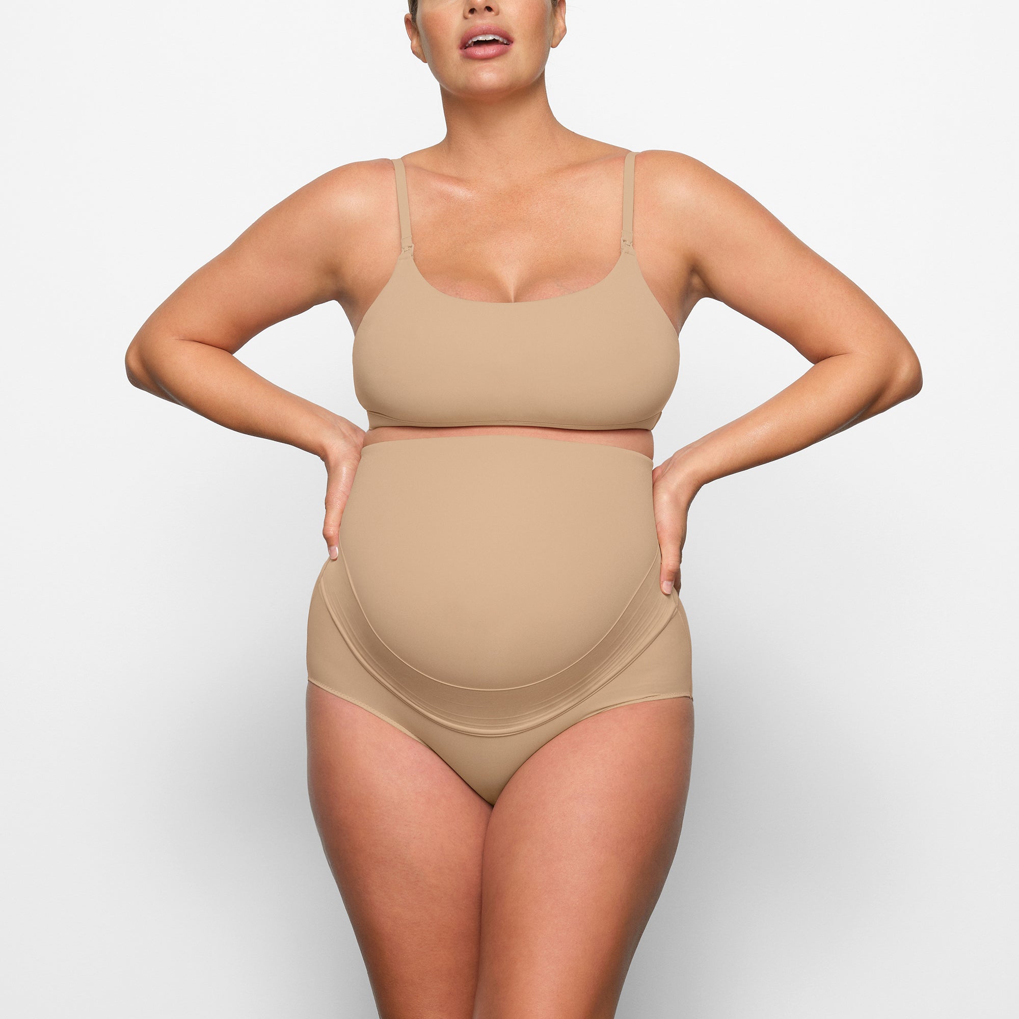 SKIMS Maternity Pumping Scoop Bralette | Light Neutral