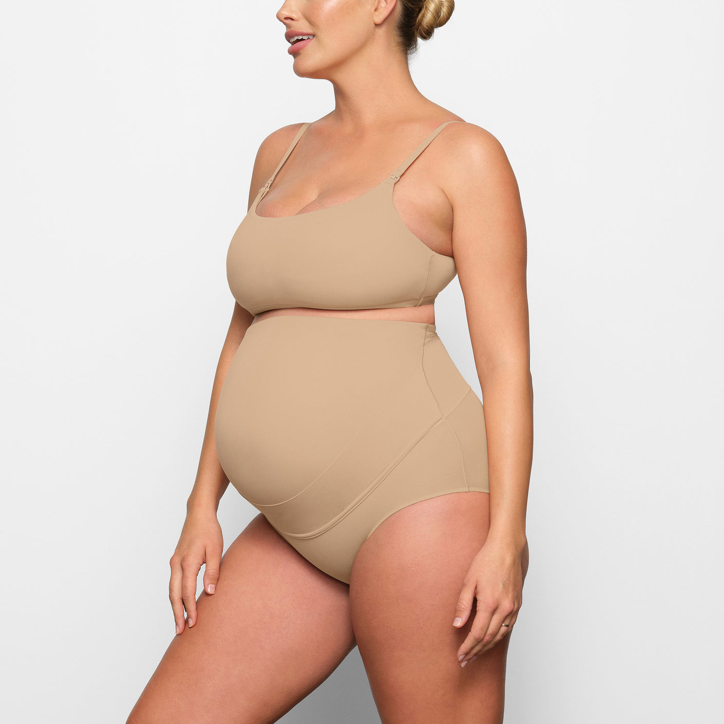 SKIMS, Our Maternity line-up is growing! Second-skin solutions that  simplify nursing and pumping – Fits Everybody Maternity drops Thursday,  Fe