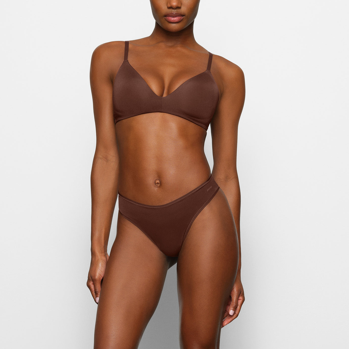Track Wireless Form Push Up Plunge Bra - Cocoa - 34 - B at Skims