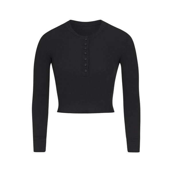 Skims Long-Sleeved Shirt, Slim Fit, Women's Y2K Tops, Long Sleeve Shirts,  Crew Neck, Cropped Tee, Plain Basic Crop Tops, Casual Athletic Top,  Teenager Streetwear, V Neck, Vintage Clothes, Stockholm : :  Fashion