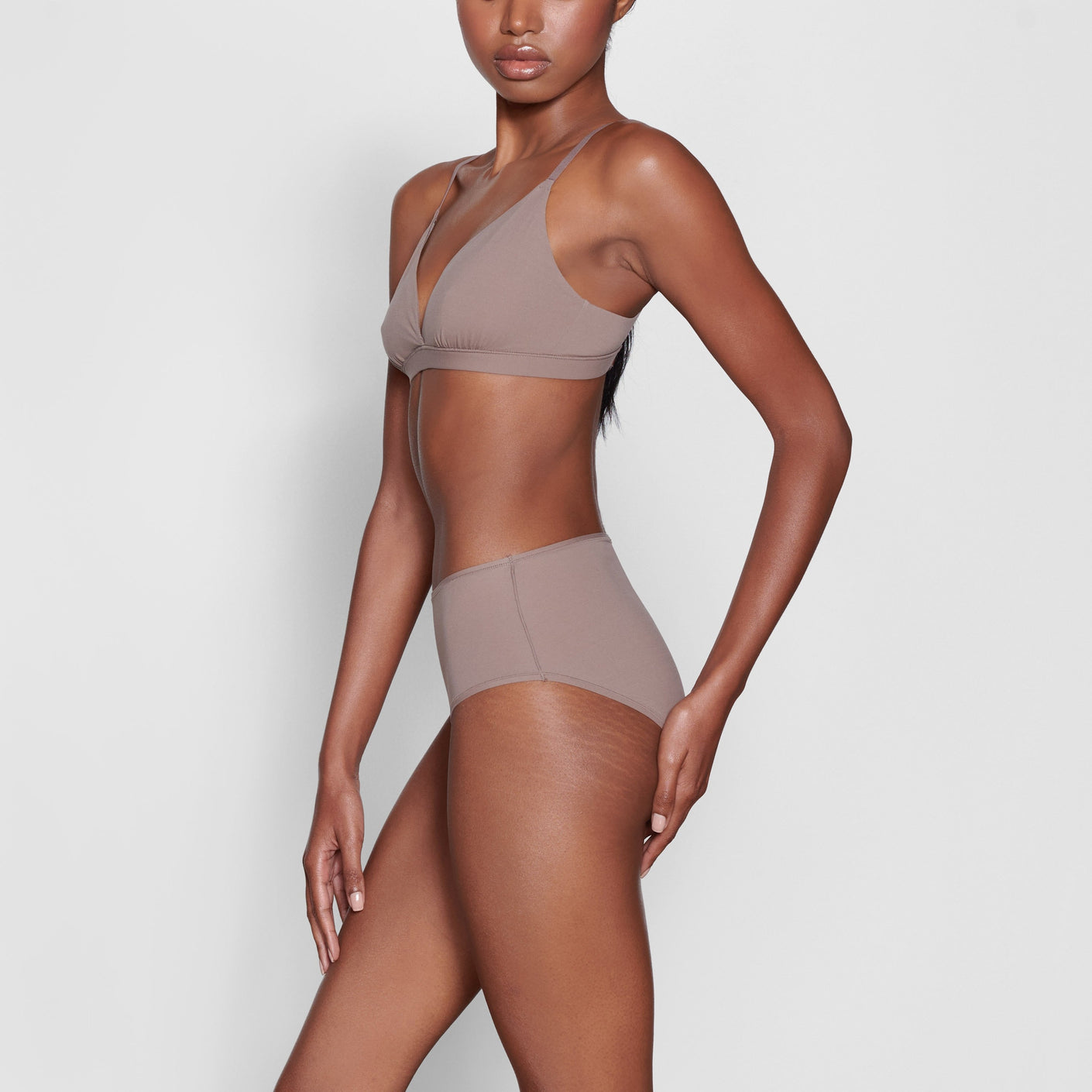 FITS EVERYBODY FULL BRIEF | MICA