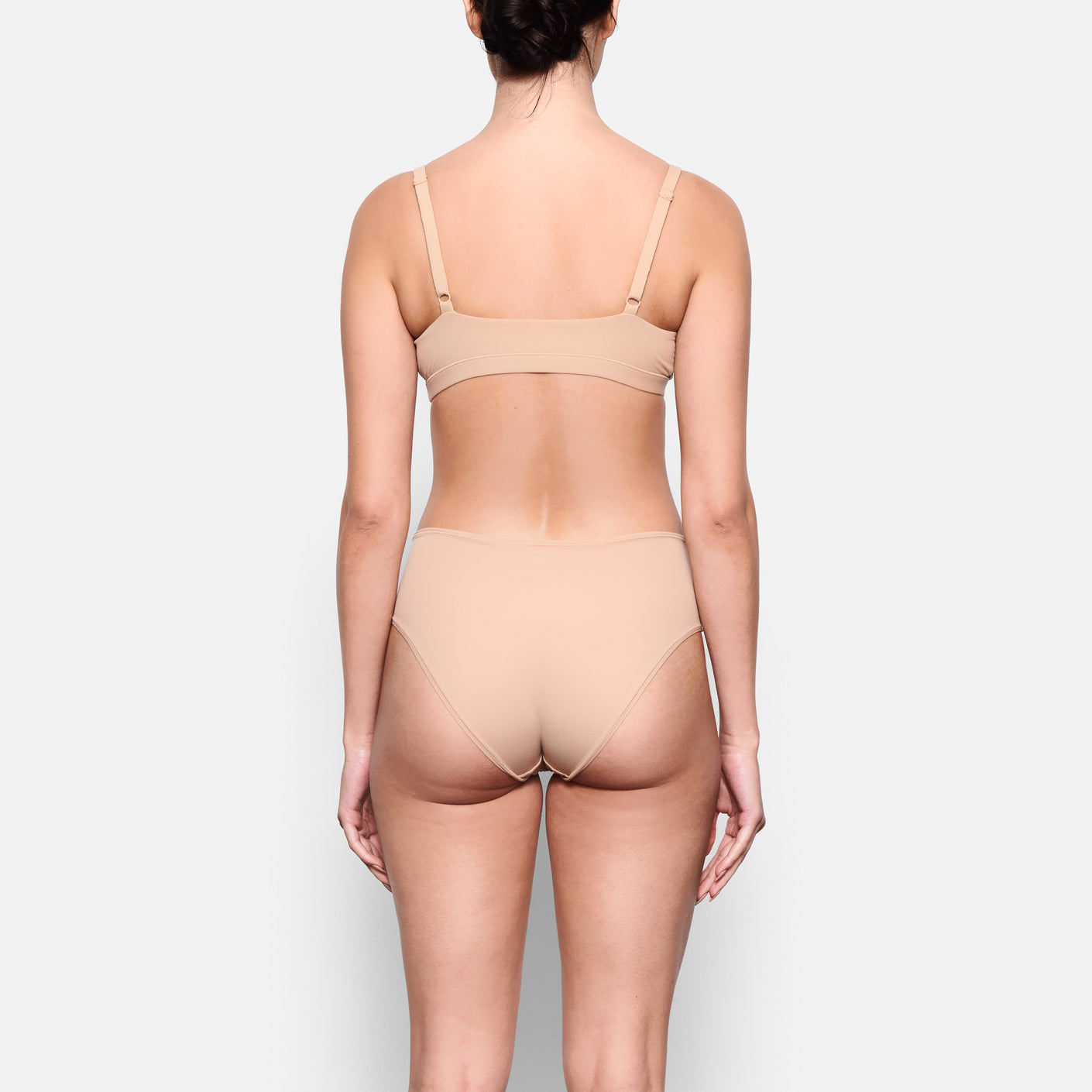 Skims FITS EVERYBODY FULL BRIEF Clay SAND 2X NWT in 2023