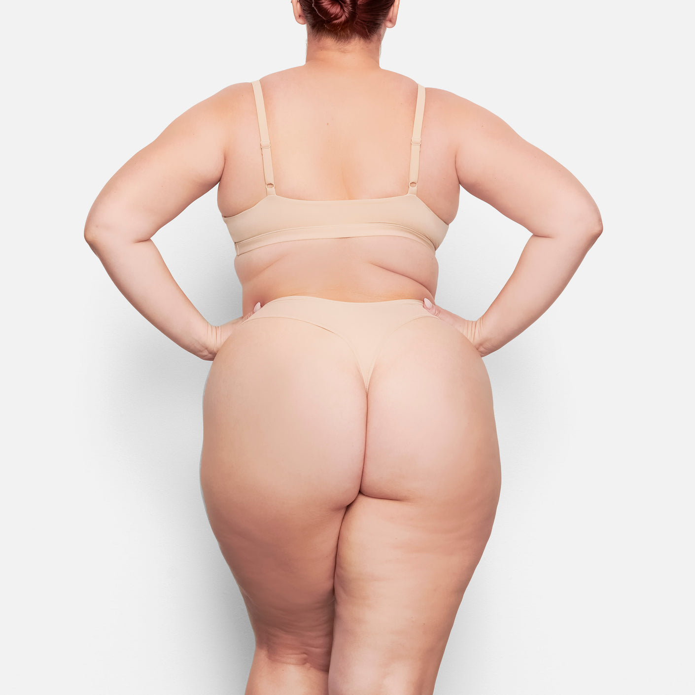 FITS EVERYBODY DIPPED FRONT THONG | MICA