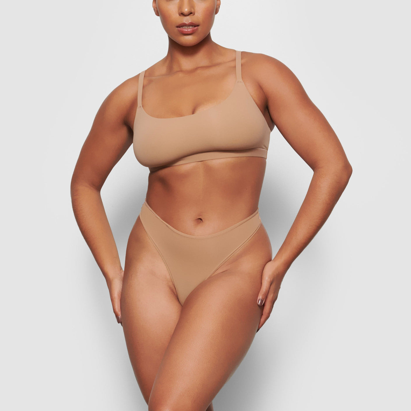 FITS EVERYBODY THONG | SIENNA