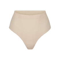 SKIMS Core Control thong - Sand