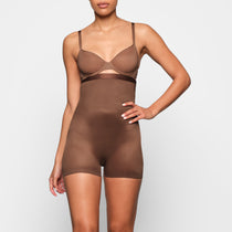 BARELY THERE HIGH-WAISTED SHORTIE | JASPER