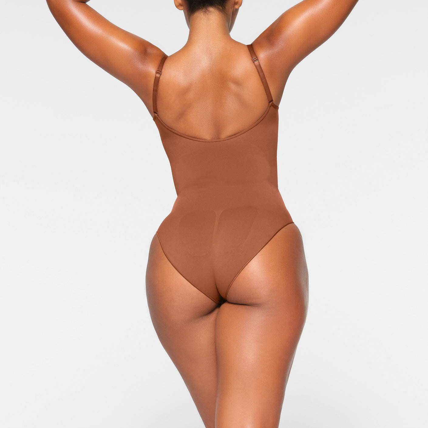 SKIMS, Intimates & Sleepwear, Nwot Skims Seamless Sculpt Thong Bodysuit  In Bronze Size Medium