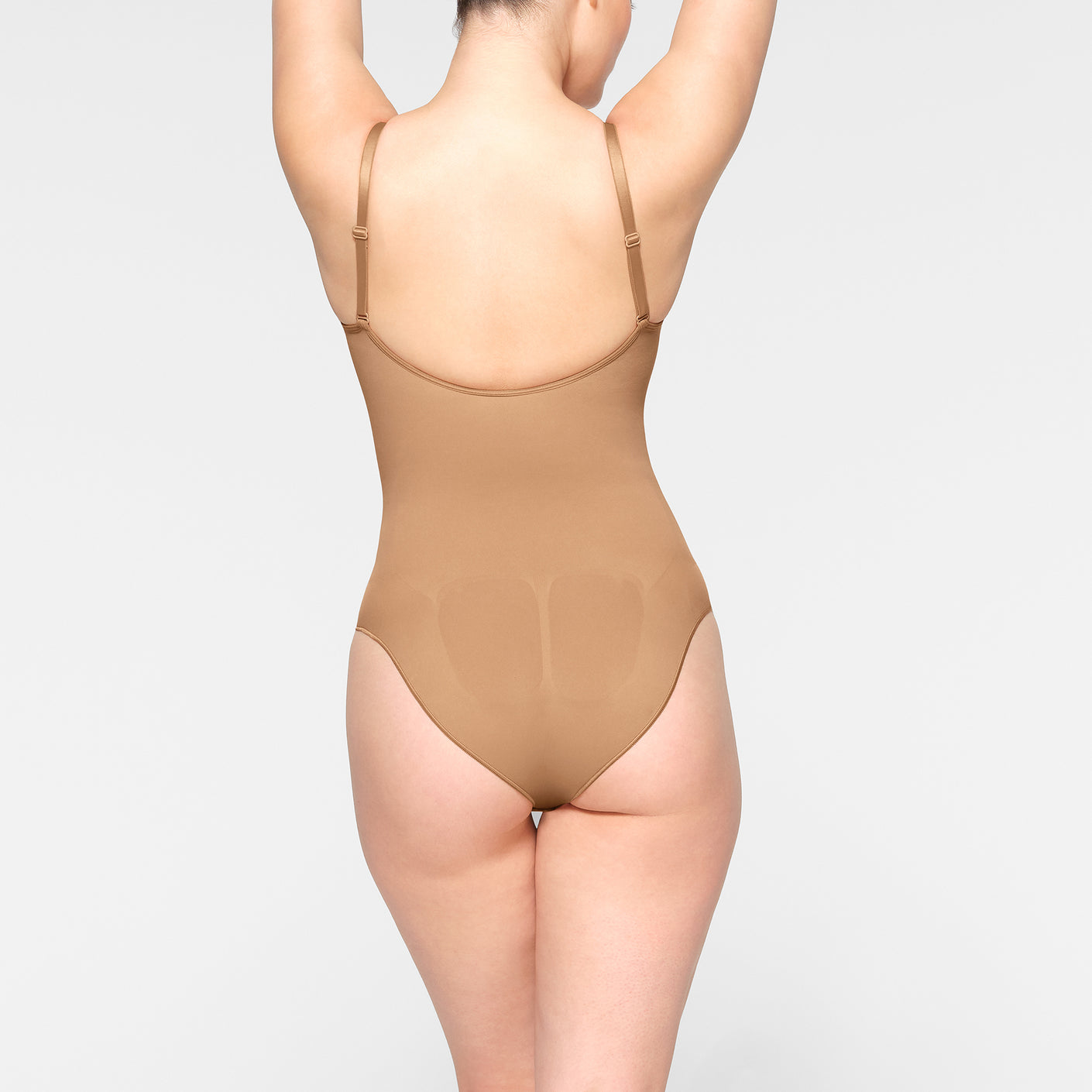 New SKIMS Sculpting Bodysuit Mid-thigh Size S /M Ochre