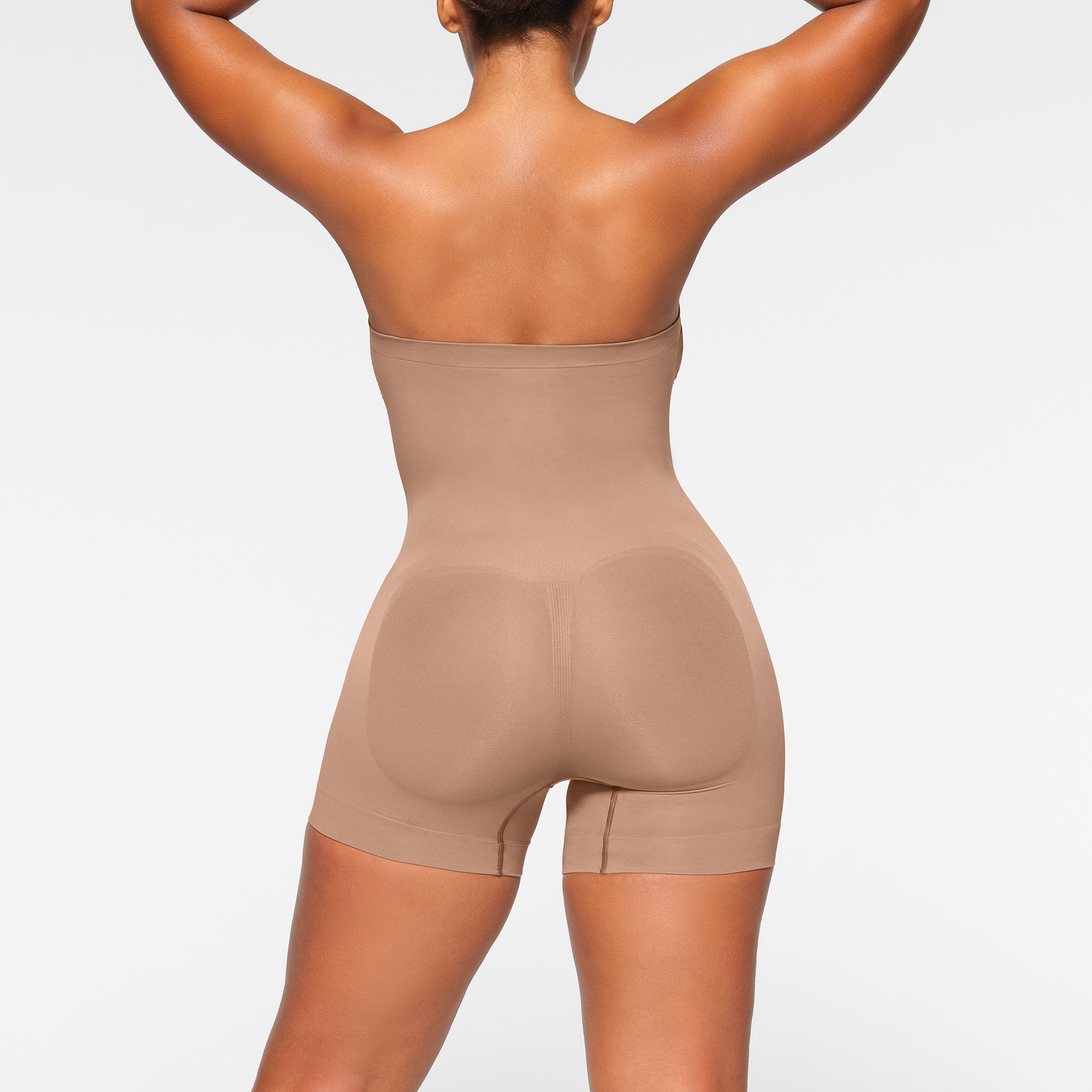 SEAMLESS SCULPT STRAPLESS SHORTIE BODYSUIT, ONYX