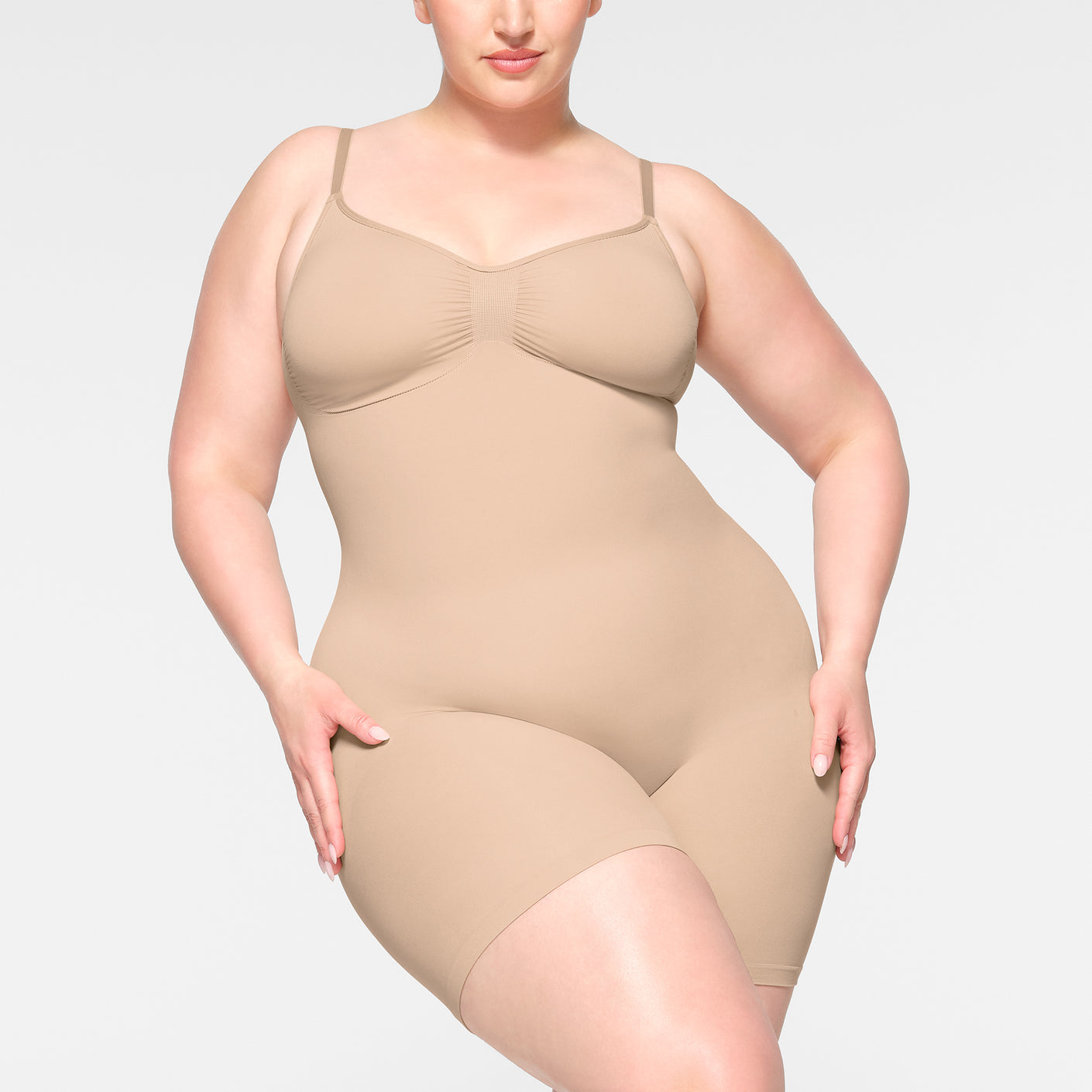 SEAMLESS SCULPT MID THIGH BODYSUIT