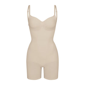 SKIMS LOW BACK Sculpting Thong Bodysuit L/XL Tan Size L - $40 (42