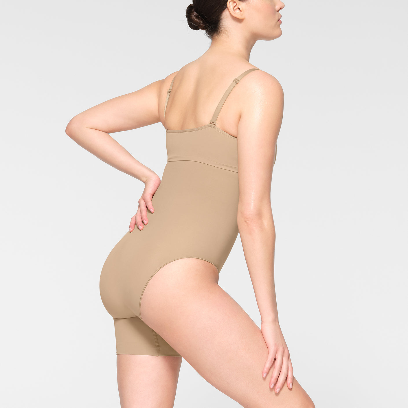 SEAMLESS SCULPT SOLUTION SHORT RIGHT LEG EXPOSED | CLAY