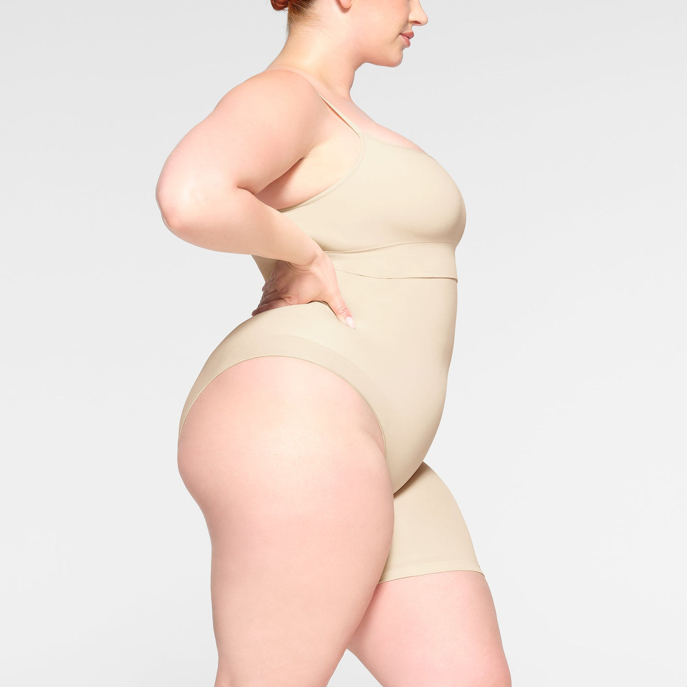 SEAMLESS SCULPT SOLUTION SHORT RIGHT LEG EXPOSED